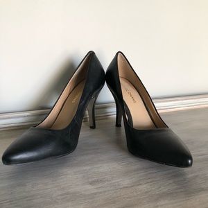 Arturo Chiang Black Leather Heels